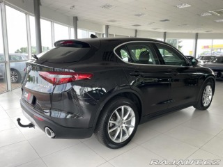 Alfa Romeo Stelvio  1800