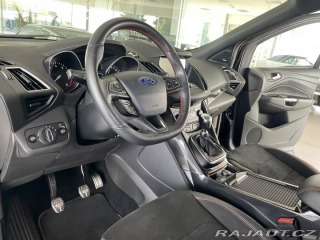 Ford Kuga  1800