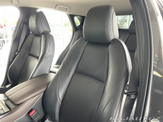 Mazda CX-30  1800