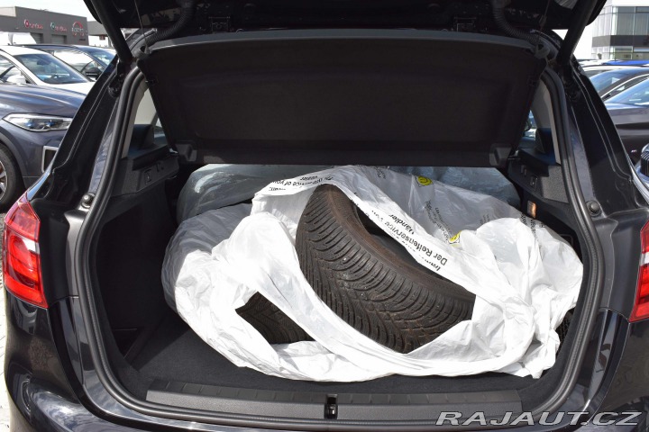 BMW 2 218d*REZERVACE* 2015