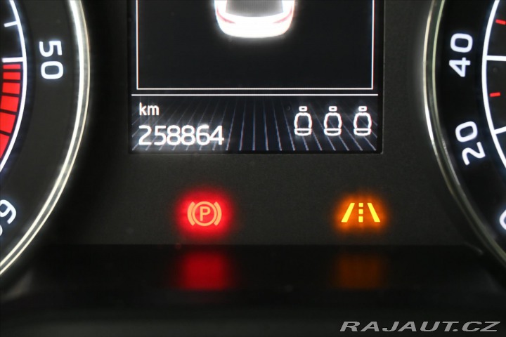 Škoda Superb 2,0 TDi 110kW Style Tažné 2016