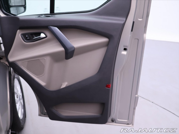 Ford Tourneo Custom 2,2 TDCi 92kW 8-Míst CZ T 2014
