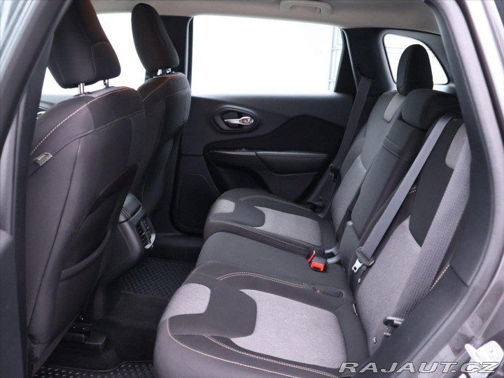 Jeep Cherokee 2,0 MJT 103kW 4x4 Limited 2014