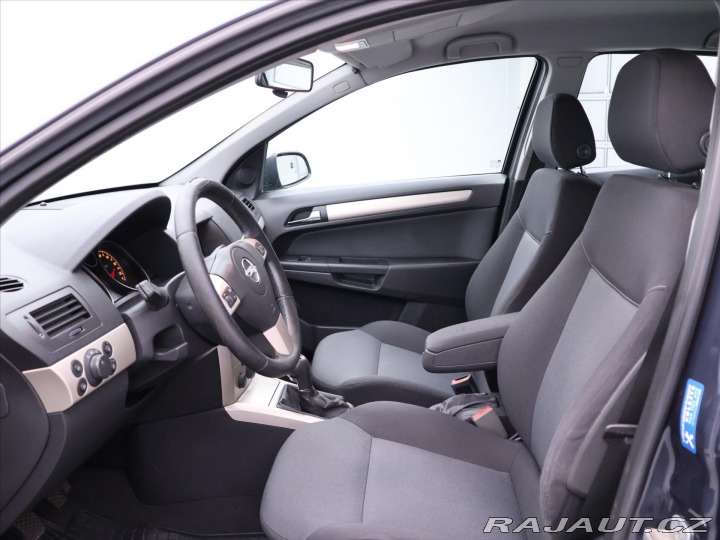 Opel Astra 1,7 CDTi 74kW CZ 2007
