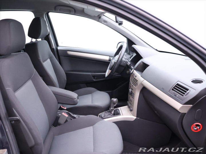 Opel Astra 1,7 CDTi 74kW CZ 2007