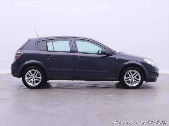 Opel Astra 1,7 CDTi 74kW CZ 2007