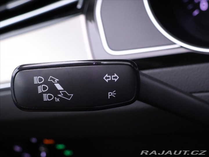 Volkswagen Passat 2,0 TDI 176kW DSG 4M High 2015