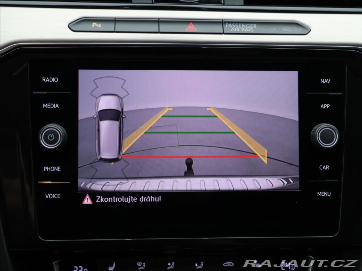 Volkswagen Passat 2,0 TDI 176kW DSG 4M High 2015