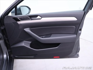 Volkswagen Passat 2,0 TDI 176kW DSG 4M High 2015
