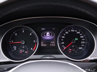 Volkswagen Passat 2,0 TDI 176kW DSG 4M High 2015