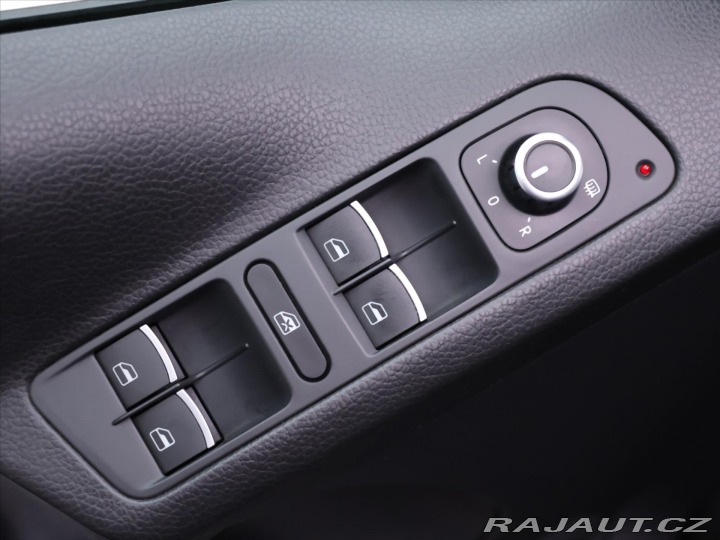 Volkswagen Tiguan 2,0 TDI 103kW CZ Sport Ta 2013