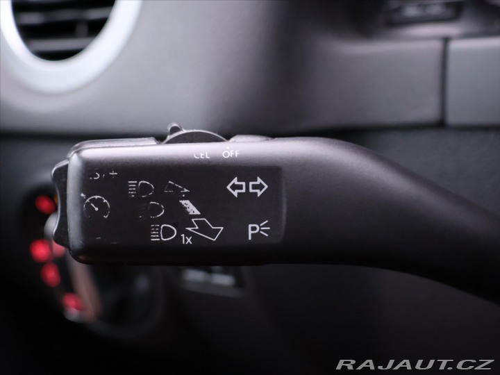 Volkswagen Tiguan 2,0 TDI 103kW CZ Sport Ta 2013