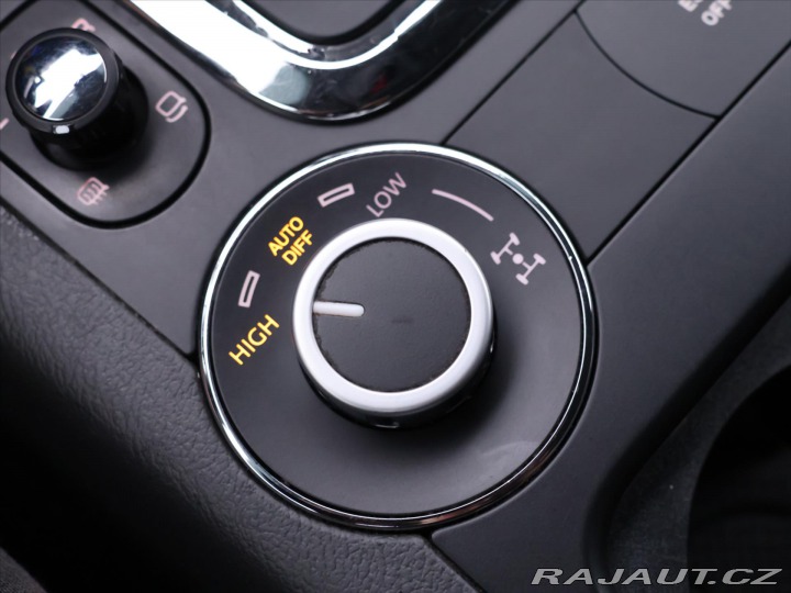 Volkswagen Touareg 3,0 TDI V6 176kW 4M CZ Ta 2010