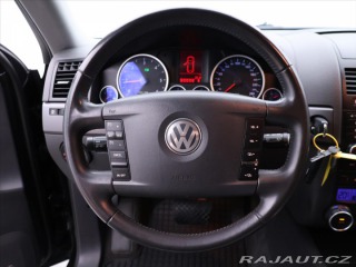 Volkswagen Touareg 3,0 TDI V6 176kW 4M CZ Ta 2010