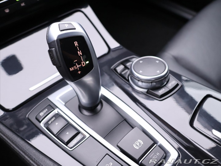BMW 5 2,0 525D 160kW CZ Navi Ků 2015