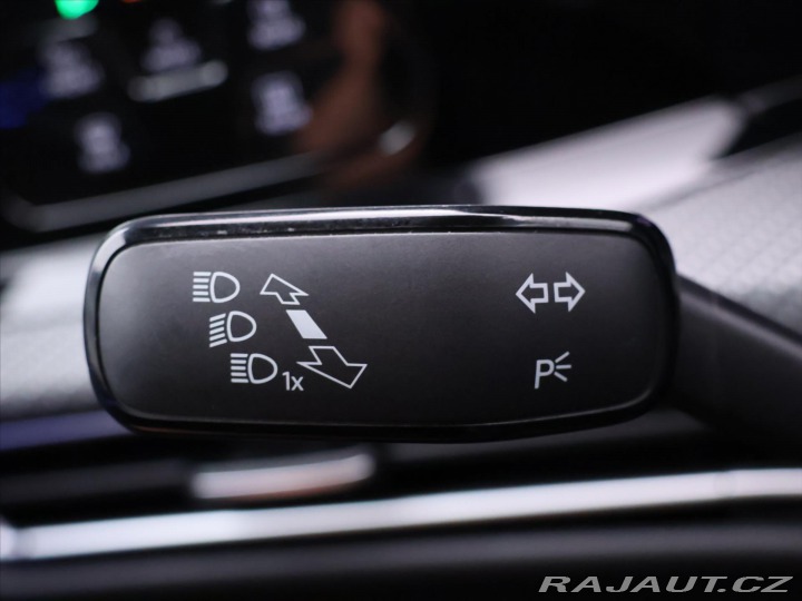 Volkswagen Golf 1,5 TSI 110kW DSG R-Line 2020