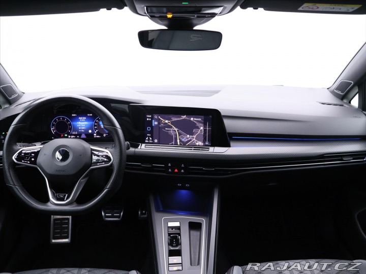 Volkswagen Golf 1,5 eTSI 110kW DSG R-Line 2020