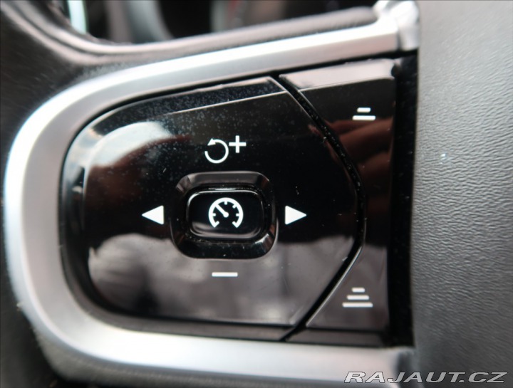 Volvo V60 2,0 D4 AWD AUT CROSS COUN 2019