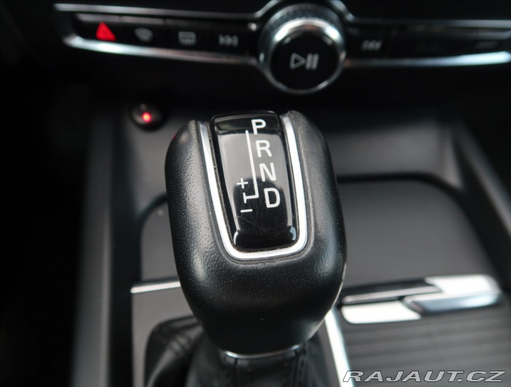 Volvo V60 2,0 D4 AWD AUT CROSS COUN 2019