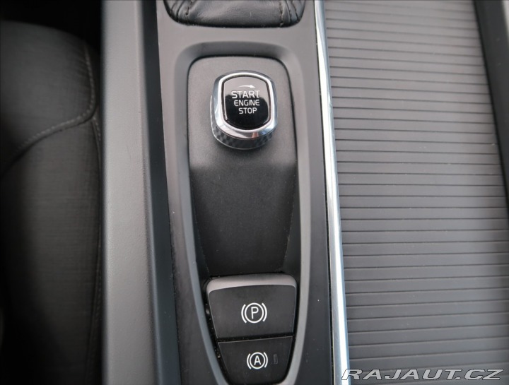 Volvo V60 2,0 D4 AWD AUT CROSS COUN 2019