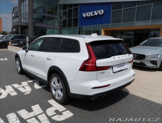 Volvo V60 2,0 D4 AWD AUT CROSS COUN 2019