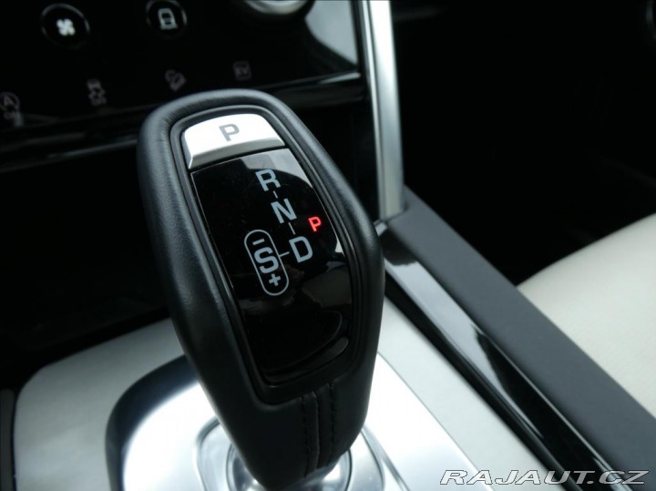 Land Rover Discovery Sport 1,5 P300e R-Dynamic SE,1M 2023