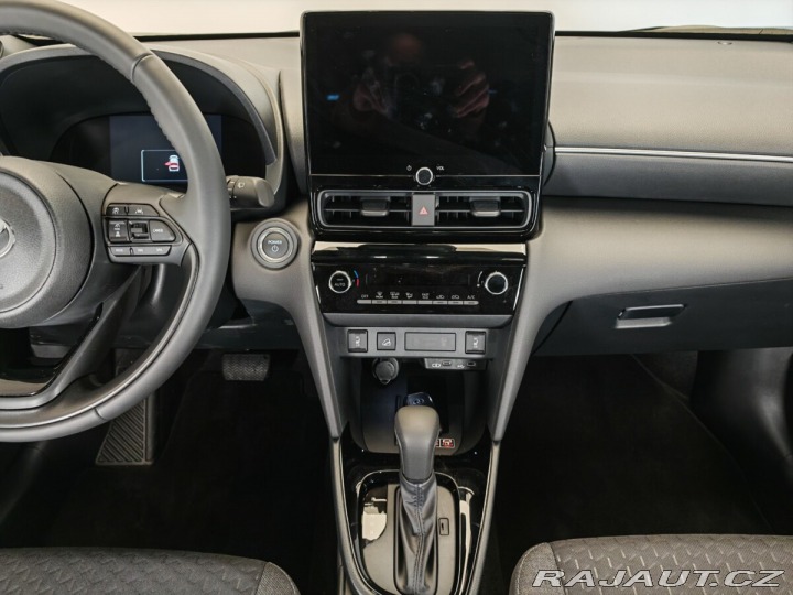 Toyota Yaris Cross 1.5 TNGA HEV 116 - 1 CVT 2025