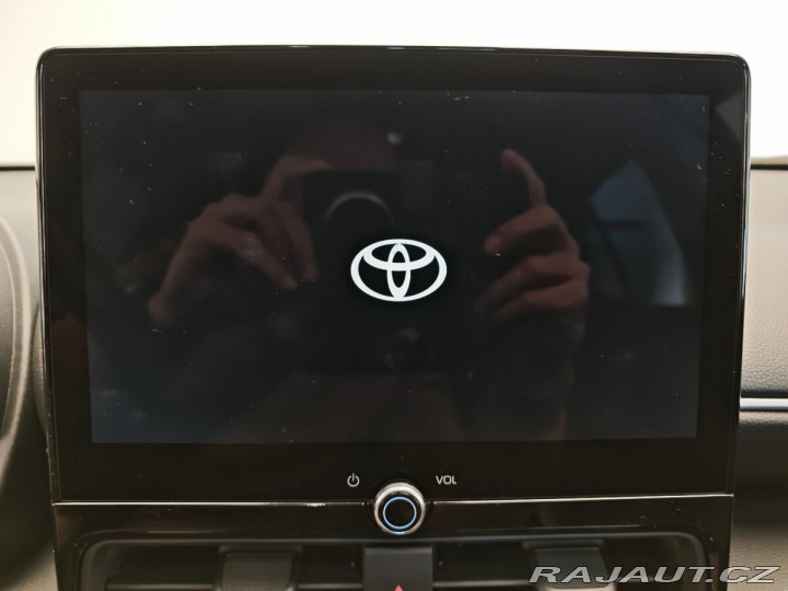 Toyota Yaris Cross 1.5 TNGA HEV 116 - 1 CVT 2025
