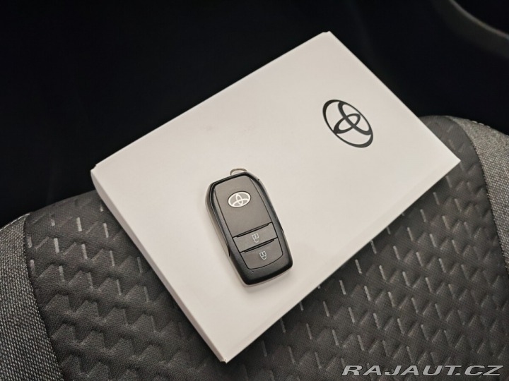 Toyota Yaris Cross 1.5 TNGA HEV Style 4x4 2025