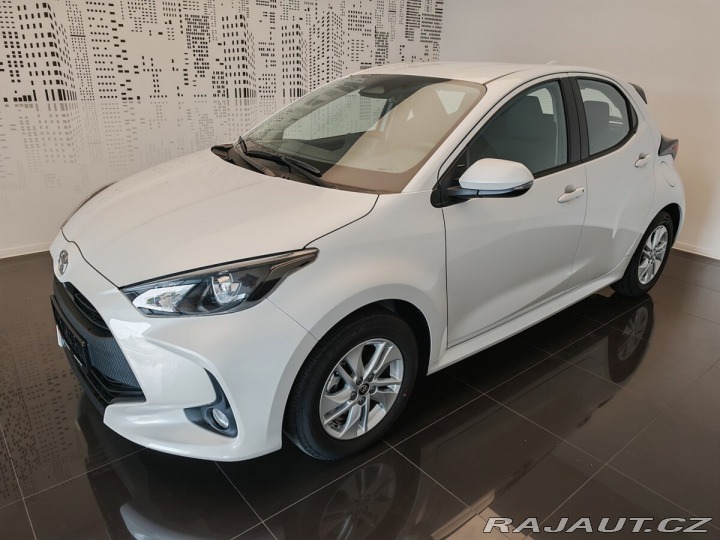 Toyota Yaris 1.5 TNGA HEV 116 - 1 CVT 2024