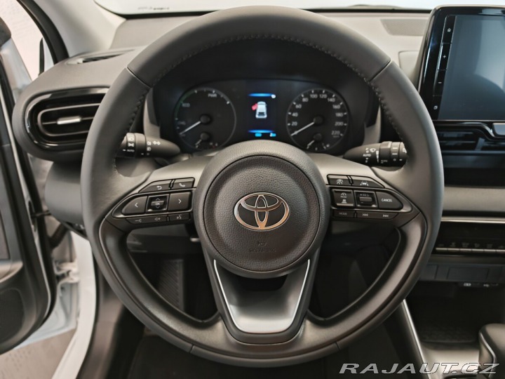 Toyota Yaris 1.5 TNGA HEV 116 - 1 CVT 2024