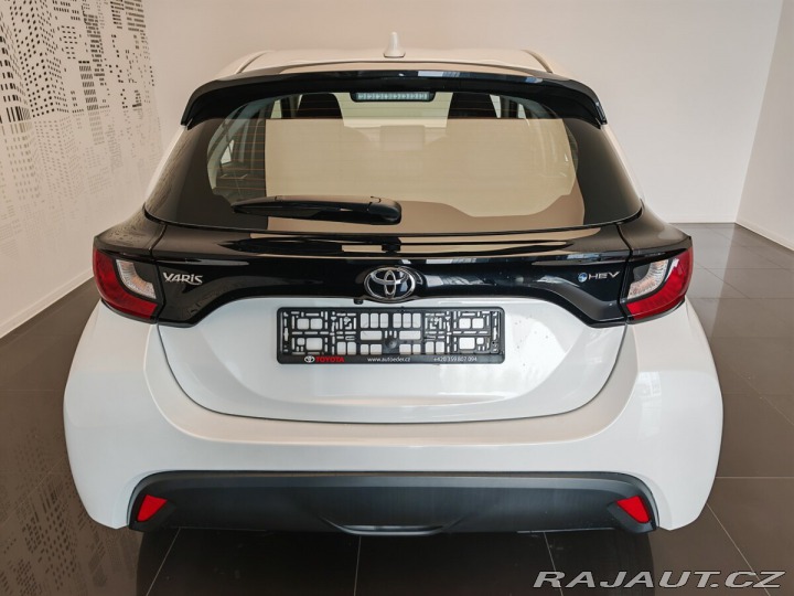 Toyota Yaris 1.5 TNGA HEV 116 - 1 CVT 2024