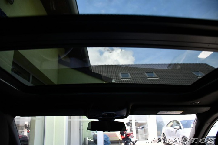 BMW 2 218d PANO HUD TAŽNÉ ČR 1M 2021