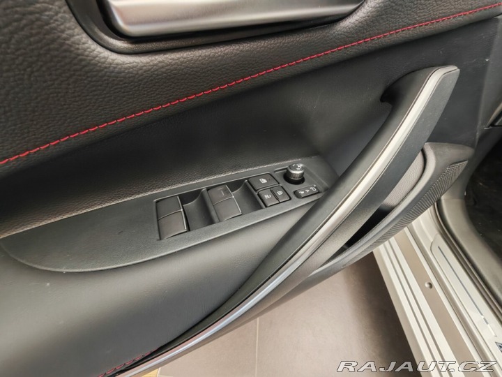 Toyota Corolla 1.8 GR SPORT 2025