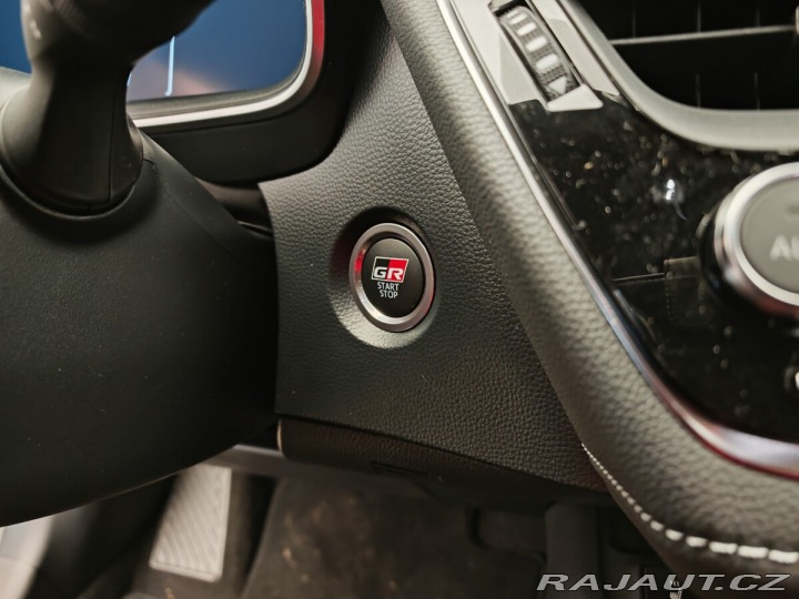 Toyota Corolla 1.8 GR SPORT 2025