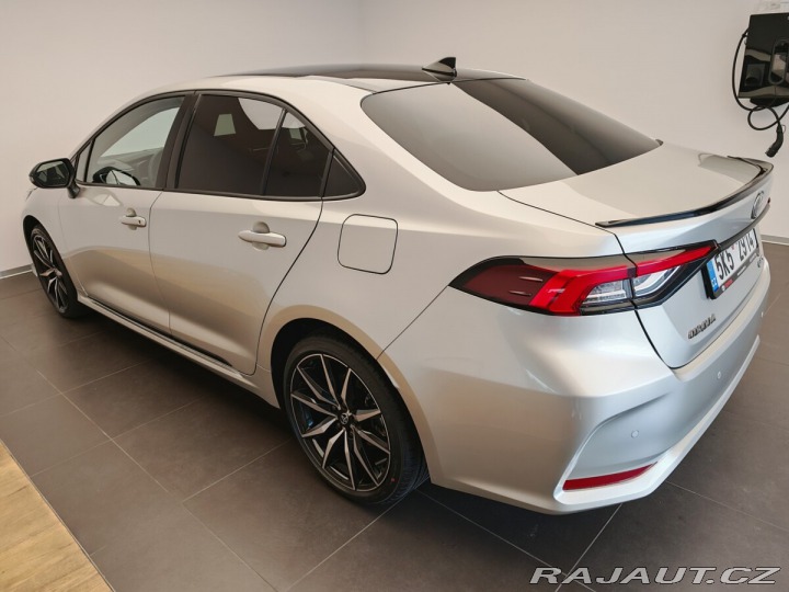 Toyota Corolla 1.8 GR SPORT 2025