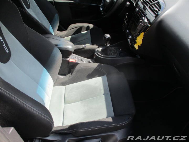 Seat Leon 2,0 i 340HP Cupra R Sport 2011