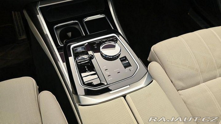 BMW i7 M70 xDrive Připravujeme 2023