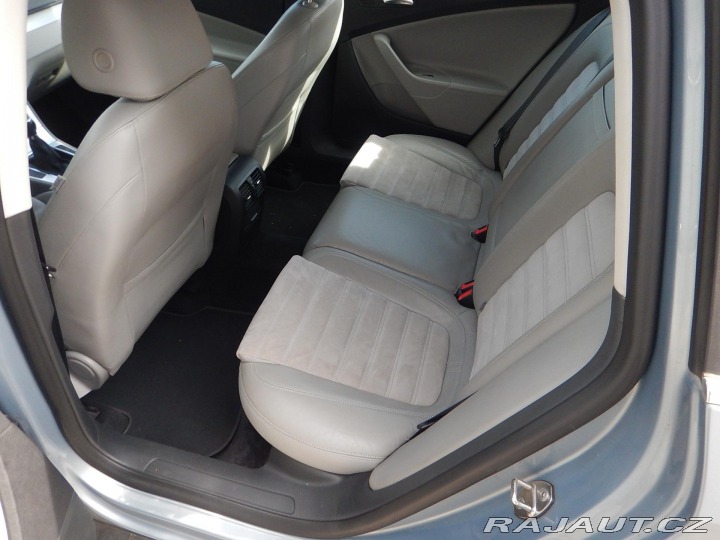 Volkswagen Passat 2.0 TDI, NAVI, DIGIKLIMA 2009