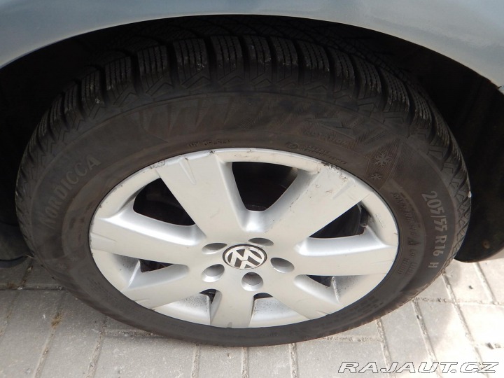 Volkswagen Passat 2.0 TDI, NAVI, DIGIKLIMA 2009