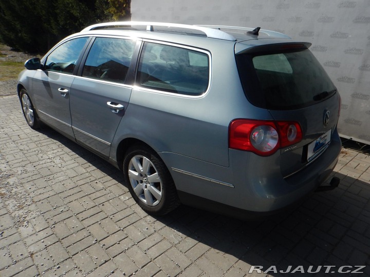 Volkswagen Passat 2.0 TDI, NAVI, DIGIKLIMA 2009