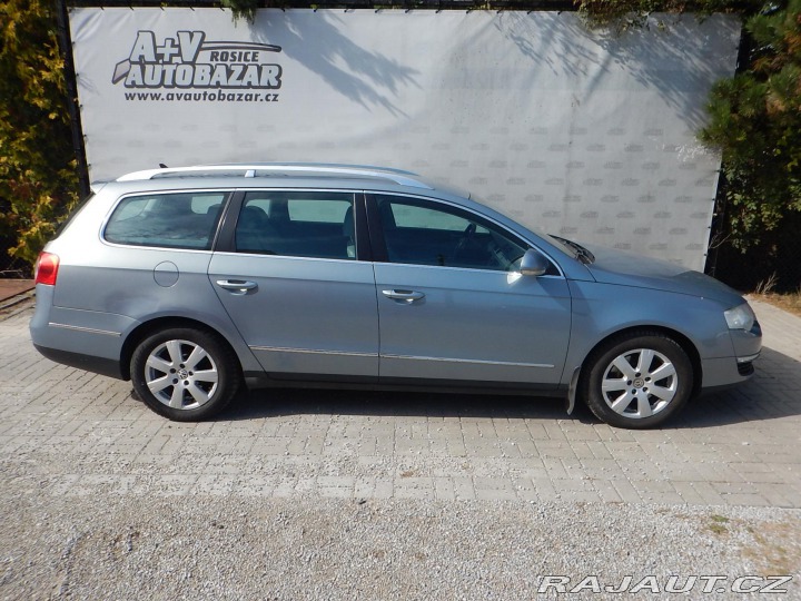 Volkswagen Passat 2.0 TDI, NAVI, DIGIKLIMA 2009