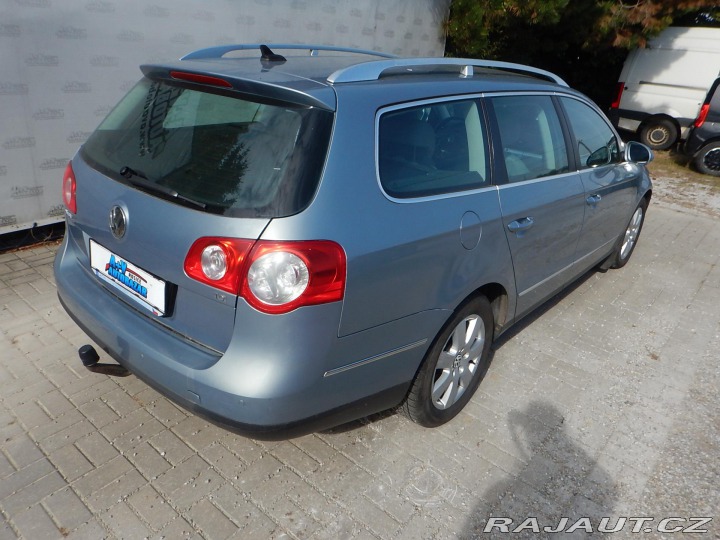 Volkswagen Passat 2.0 TDI, NAVI, DIGIKLIMA 2009