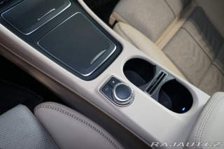 Mercedes-Benz GLA 200d*4M*CAMERA*DISTRONIC 2018
