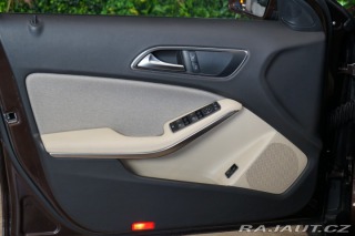 Mercedes-Benz GLA 200d*4M*CAMERA*DISTRONIC 2018