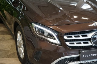Mercedes-Benz GLA 200d*4M*CAMERA*DISTRONIC 2018