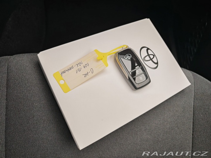 Toyota C-HR 2.0 PHEV 4x2 Style 2024