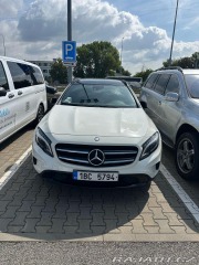 Mercedes-Benz GLA 220 CDI 4MATIC, ČR 2015
