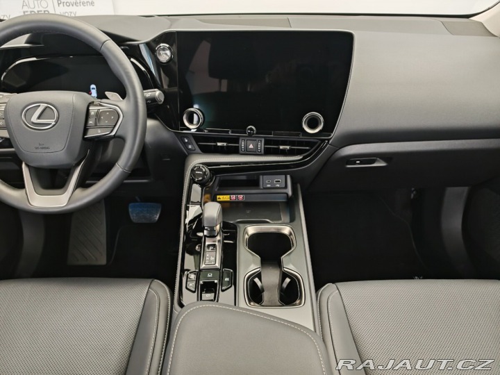 Lexus Ostatní modely NX 350h 2,5 Luxury Panoramic 2024