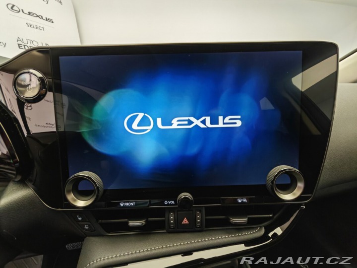 Lexus Ostatní modely NX 350h 2,5 Luxury Panoramic 2024